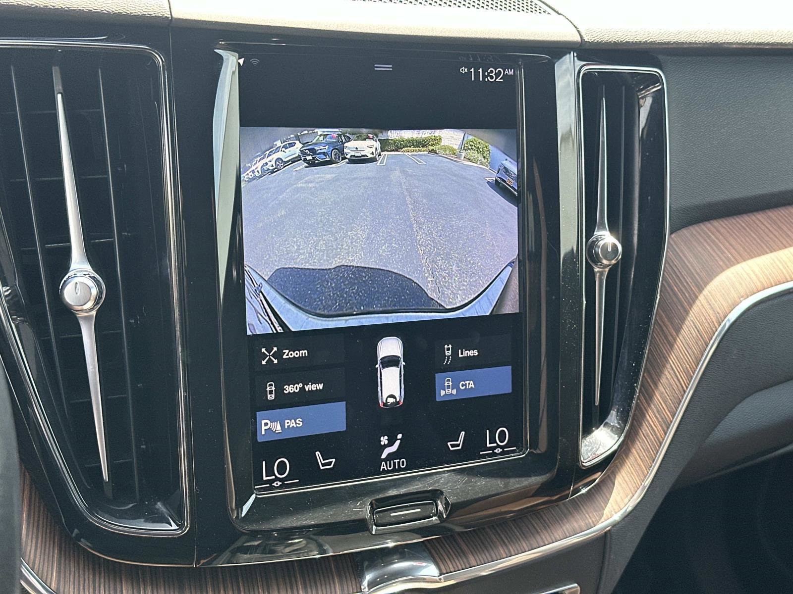 Used 2021 Volvo XC60 T5 Momentum FWD image 15