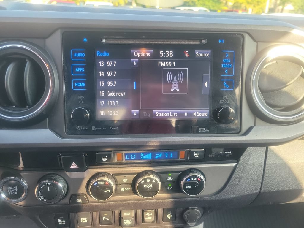 Used 2018 Toyota Tacoma TRD Pro AWD/4WD image 27