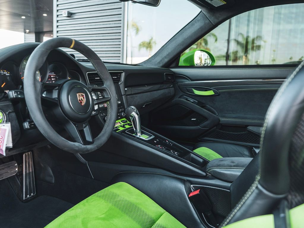 Used 2019 Porsche 911 GT3 RS image 5