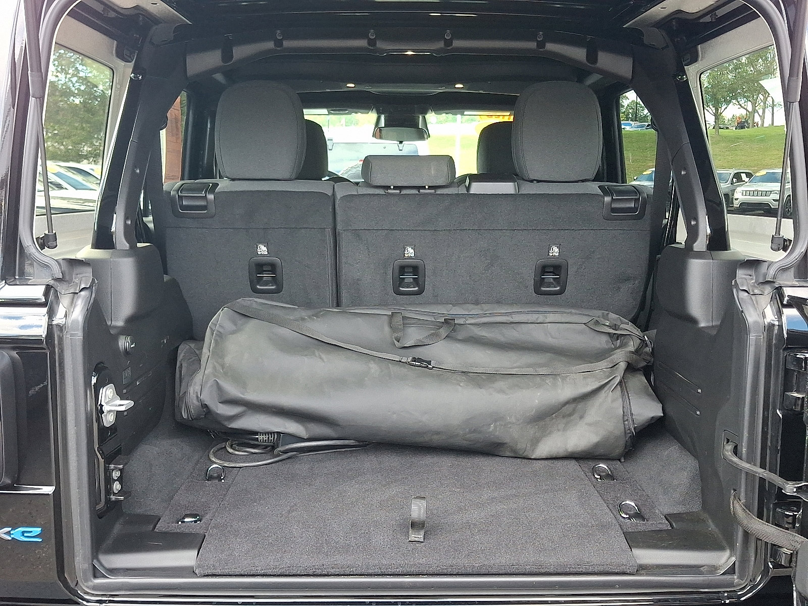 Used 2025 Jeep Wrangler Unlimited Sport S 4xe w/ Convenience Group image 28