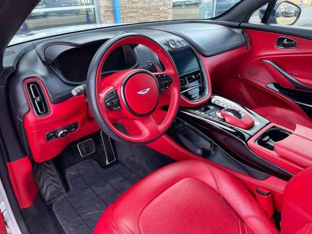 Used 2023 Aston Martin DBX AWD/4WD image 2