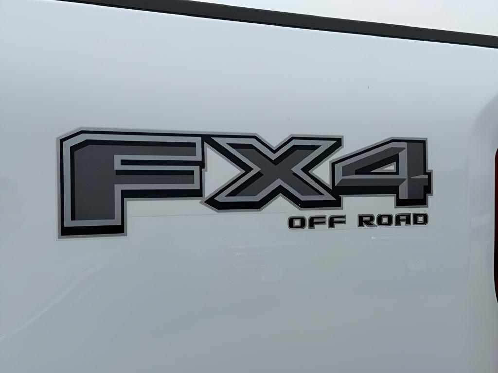 New 2026 Ford F250 XLT w/ XLT Premium Package AWD/4WD image 21