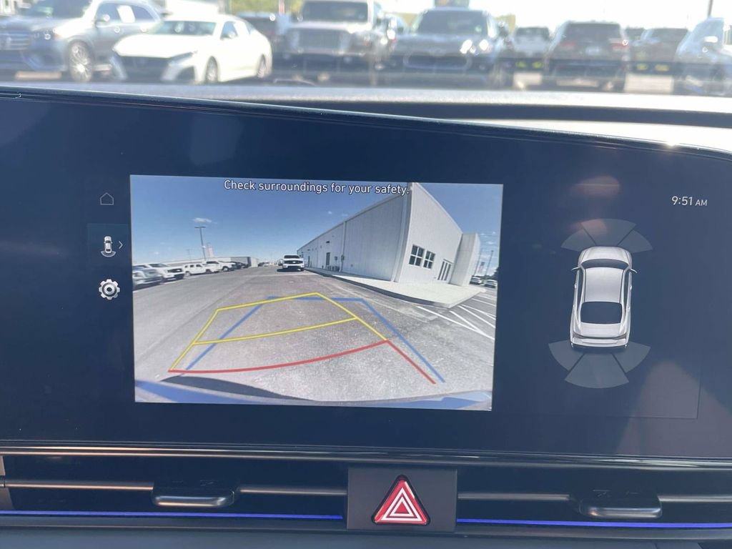 Used 2024 Hyundai Elantra Limited FWD image 20