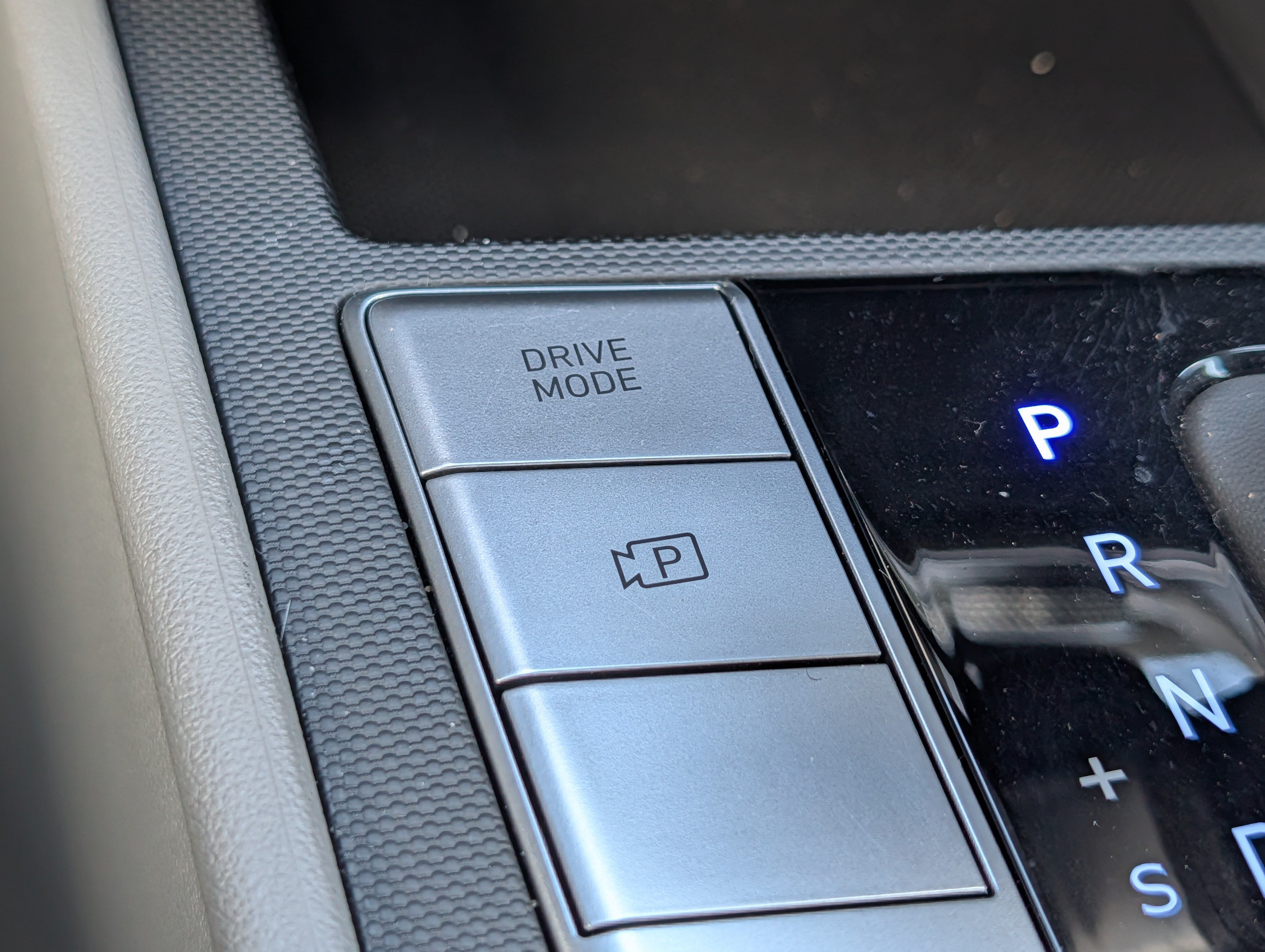 Certified 2024 Hyundai Elantra SEL FWD image 28