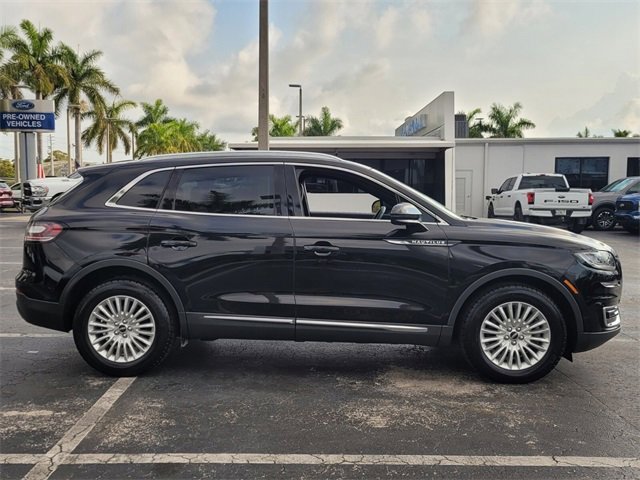 Used 2020 Lincoln Nautilus FWD image 13