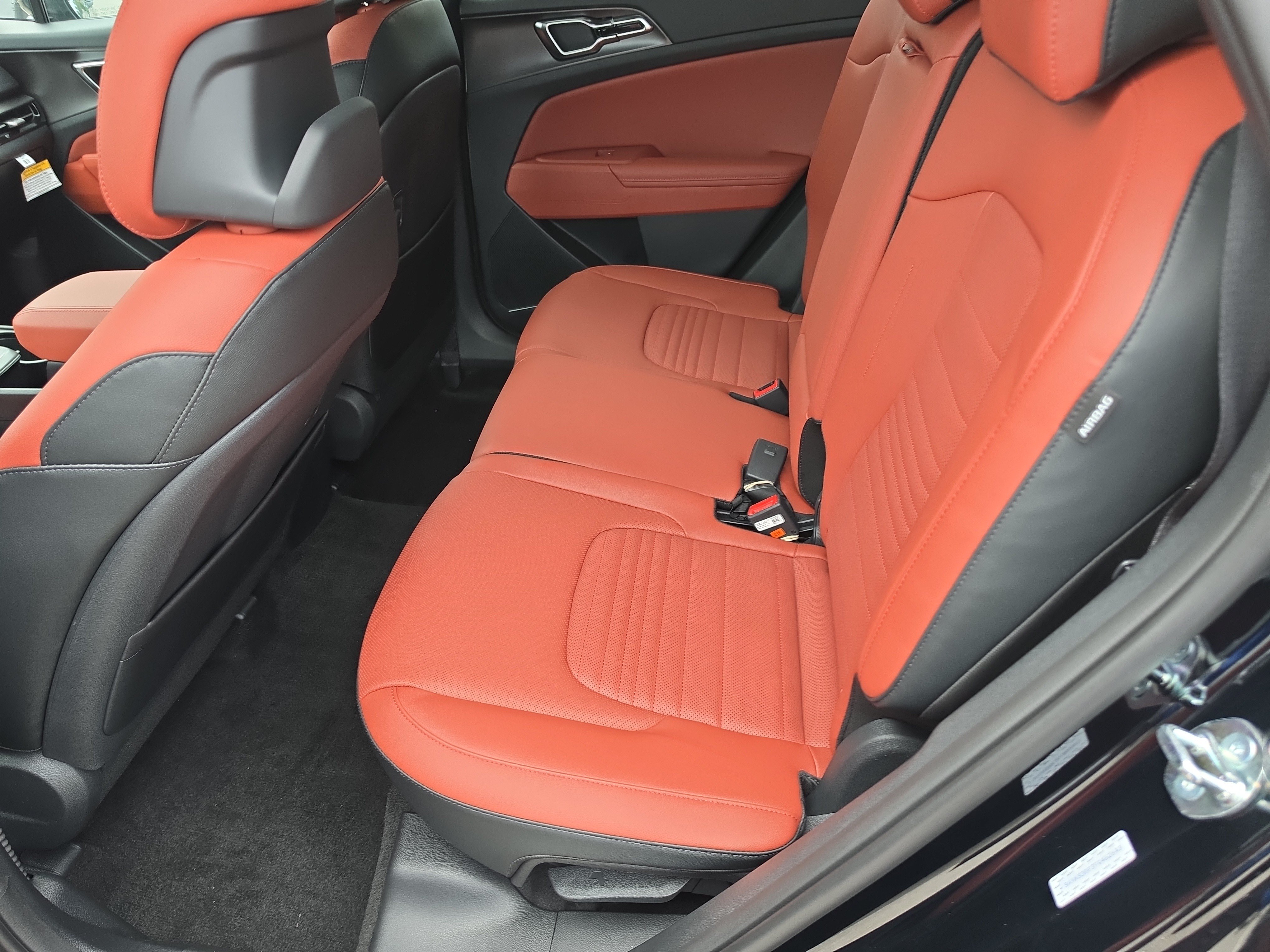 New 2026 Kia Sportage SX FWD image 17