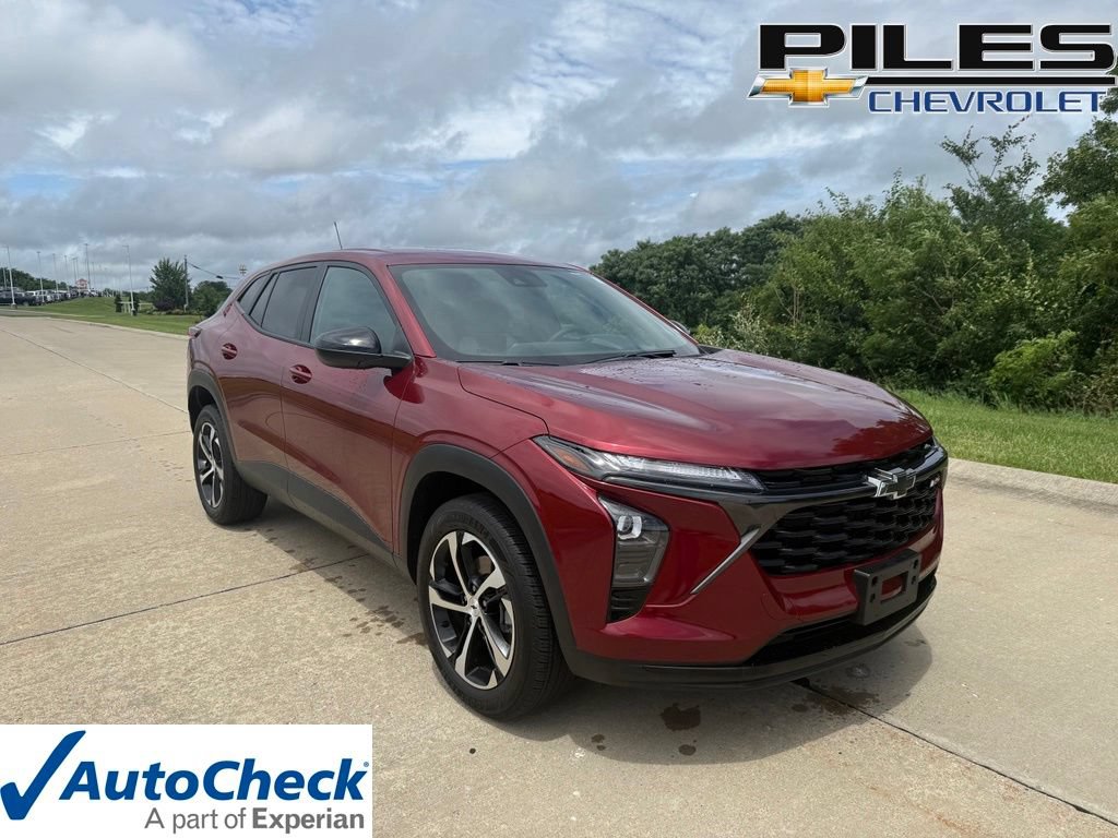 Used 2024 Chevrolet Trax RS w/ Driver Confidence Package FWD video 1