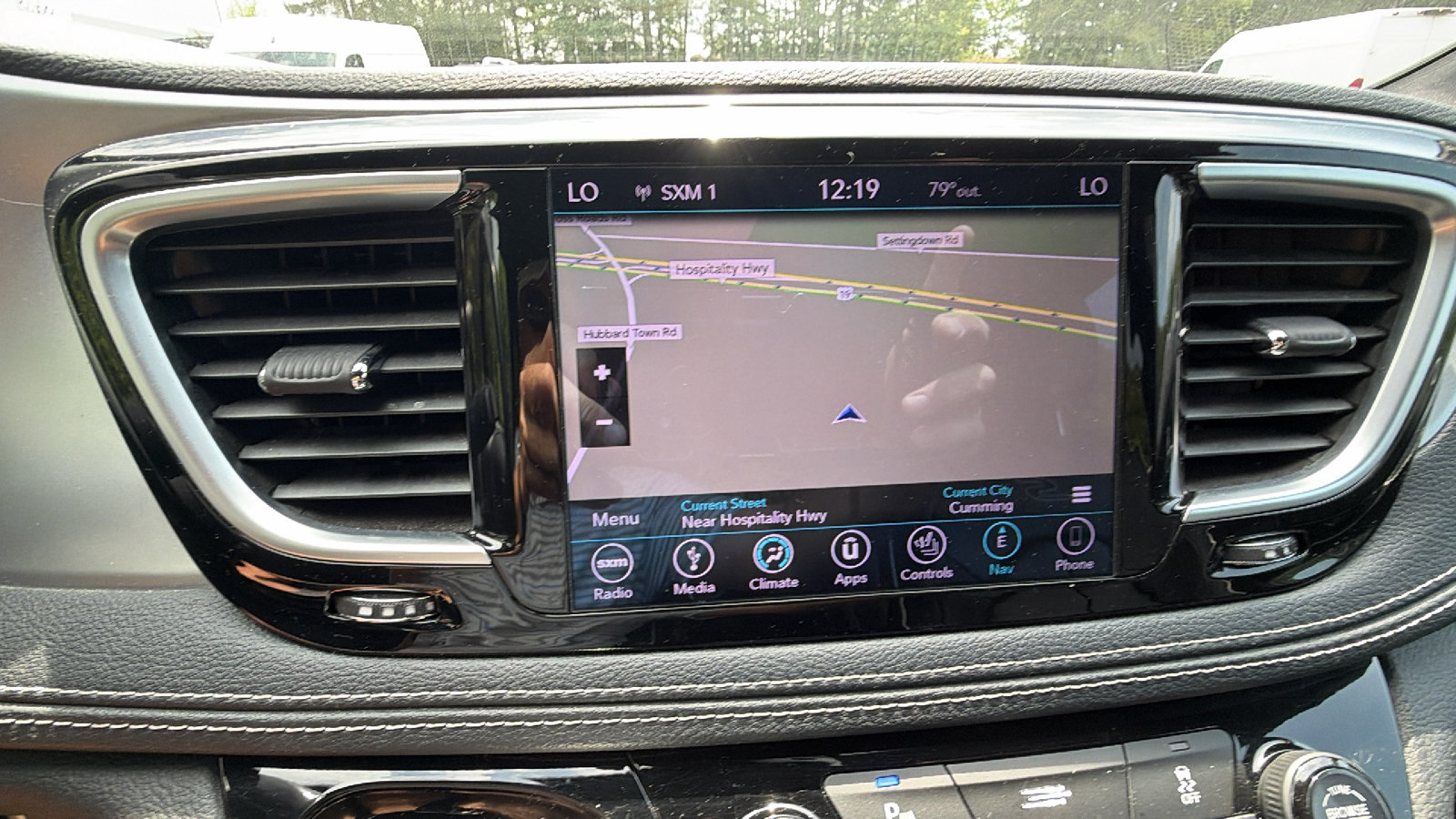 Used 2019 Chrysler Pacifica Limited w/ S Appearance Package FWD image 32
