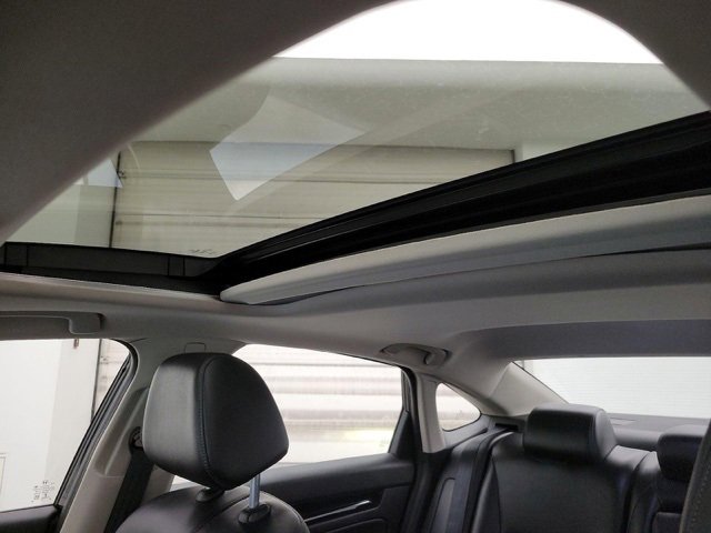 Used 2022 Honda Civic Touring image 5