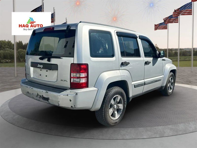 Used 2008 Jeep Liberty Sport image 5