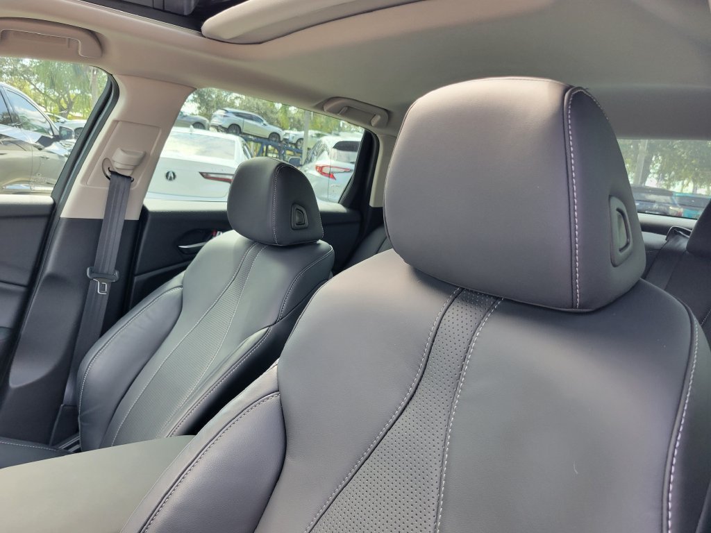 Used 2025 Acura TLX w/ Technology Package FWD image 16
