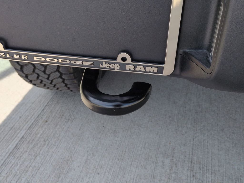 New 2025 Jeep Wrangler Sahara image 33