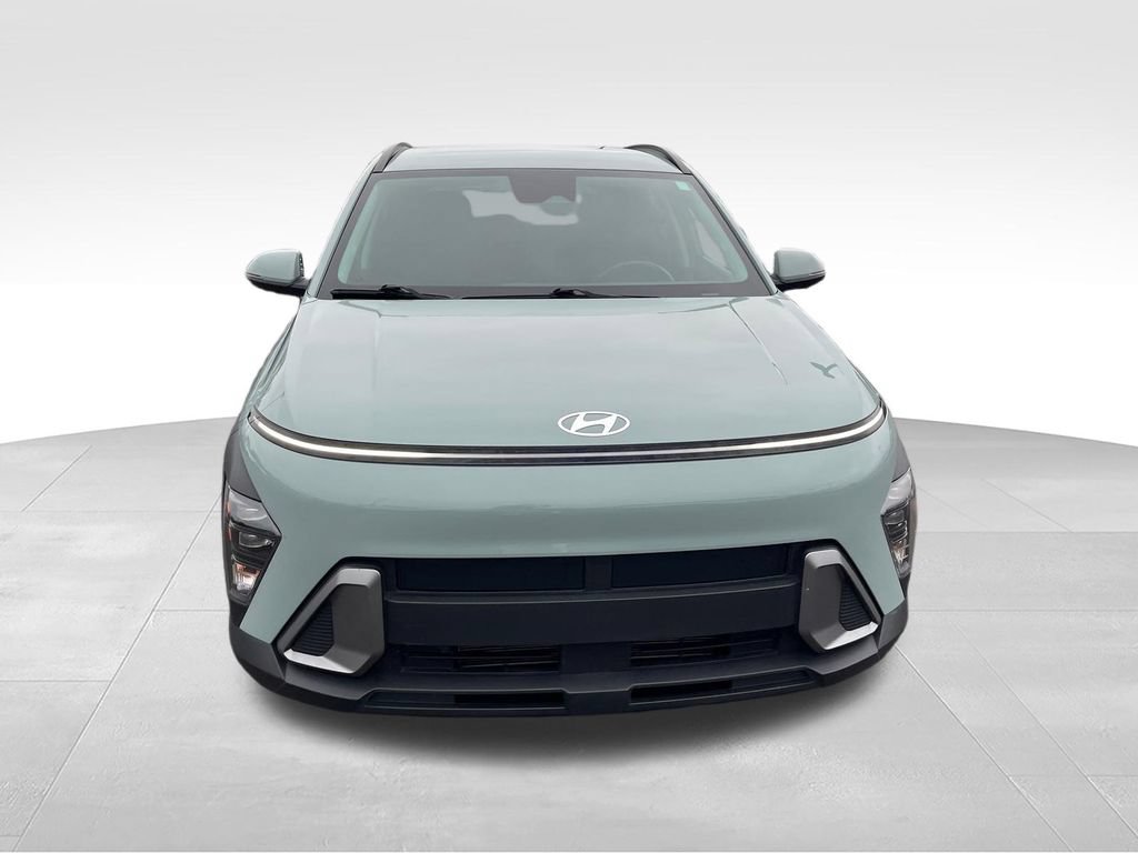 Used 2025 Hyundai Kona SEL FWD image 9
