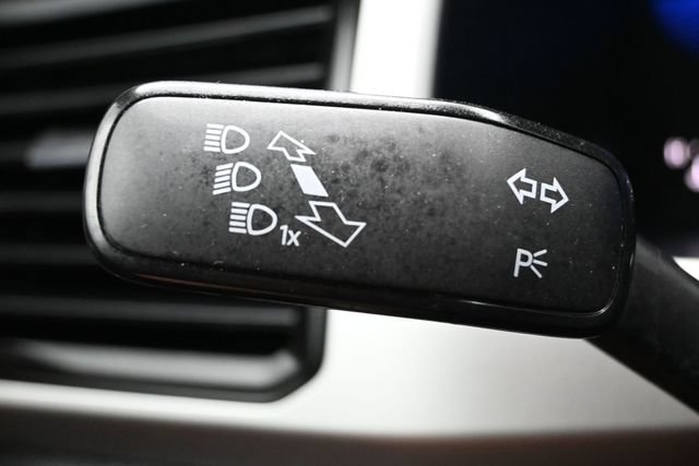 Used 2022 Volkswagen Atlas SE w/ Panoramic Sunroof Package FWD image 20