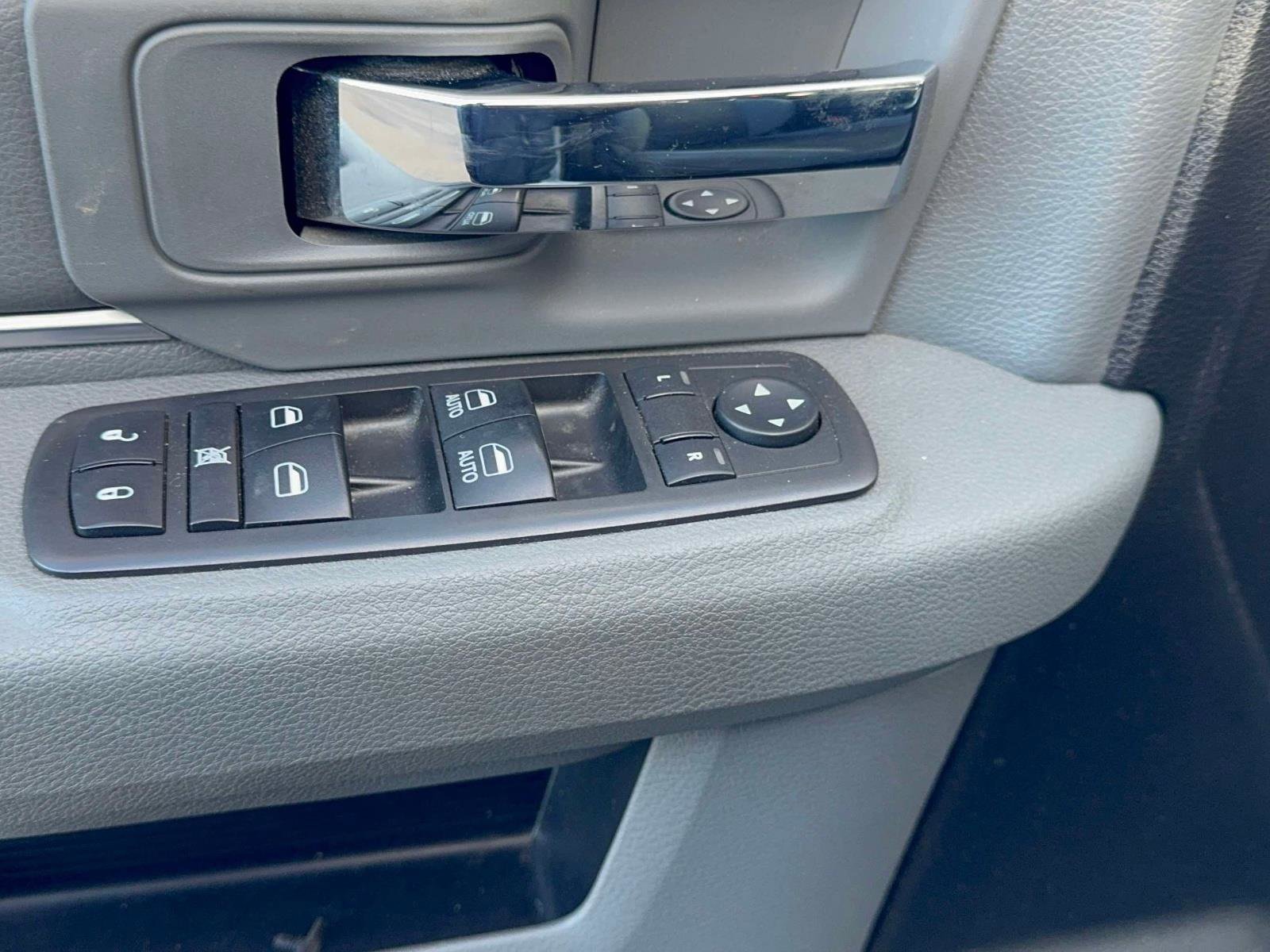 Used 2019 RAM 1500 Classic Warlock w/ Electronics Group image 19