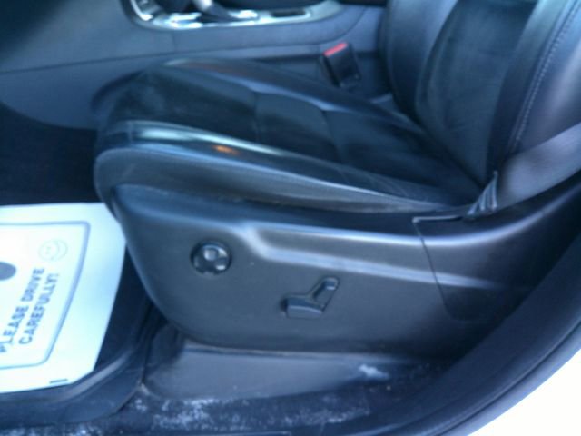 Used 2017 Jeep Grand Cherokee Altitude AWD/4WD image 22