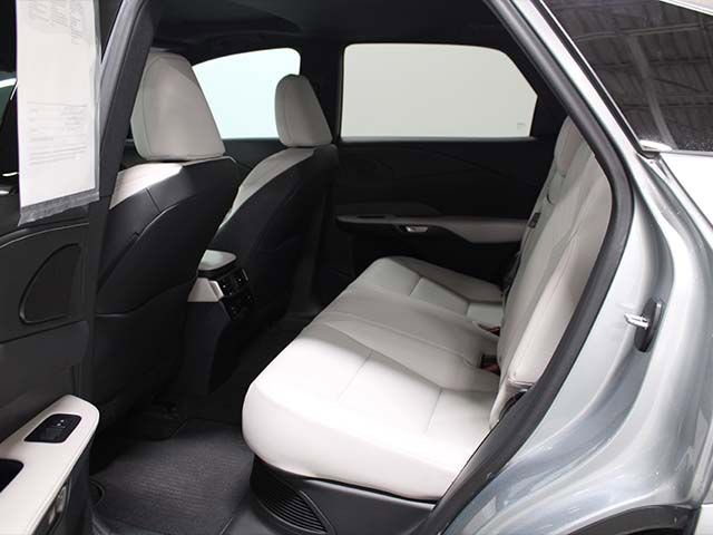 Used 2023 Lexus RX 350h w/ Accessory Package (Z1) AWD/4WD image 16