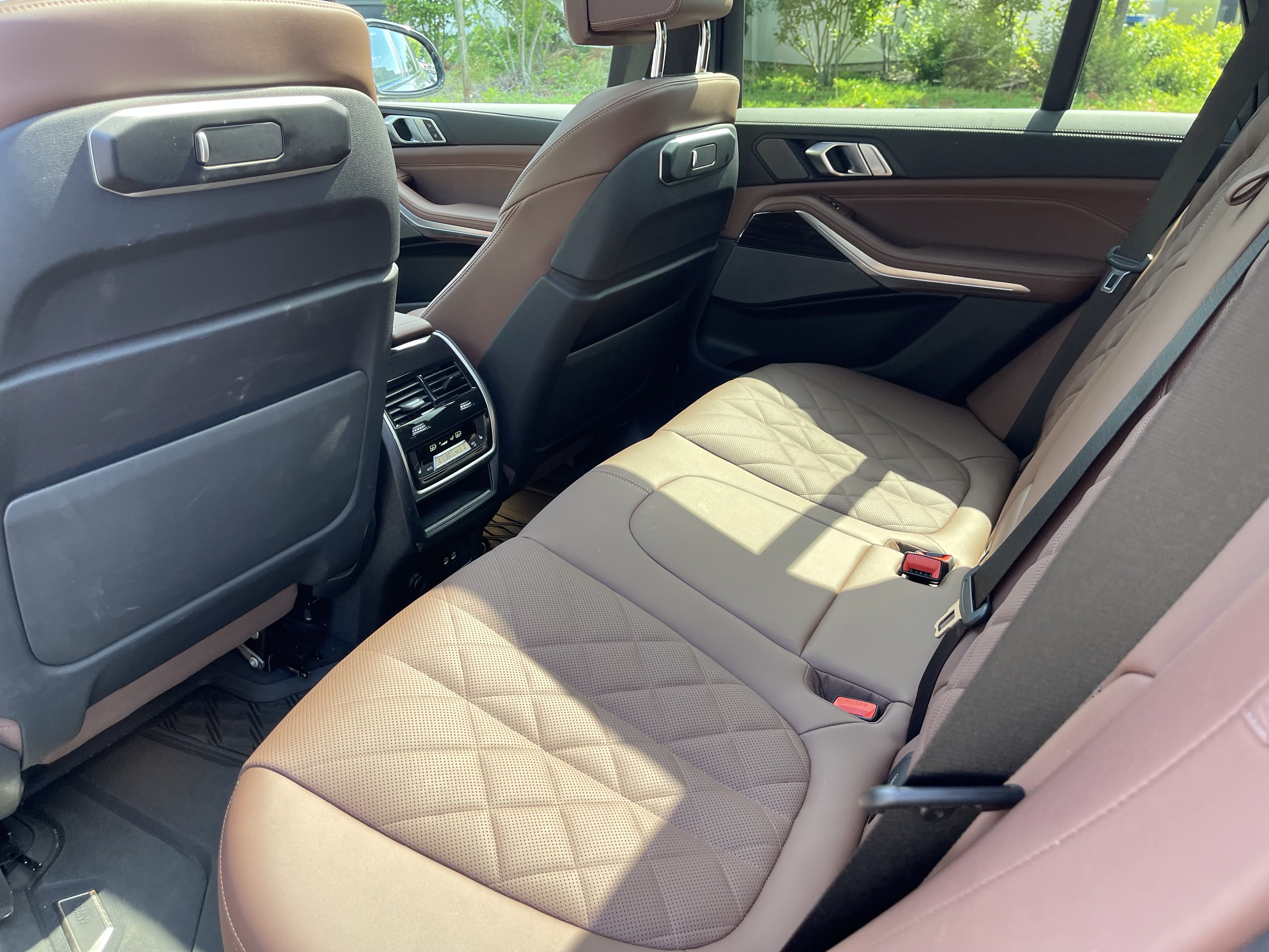 Used 2026 BMW X5 xDrive50e w/ M Sport Package AWD/4WD image 14