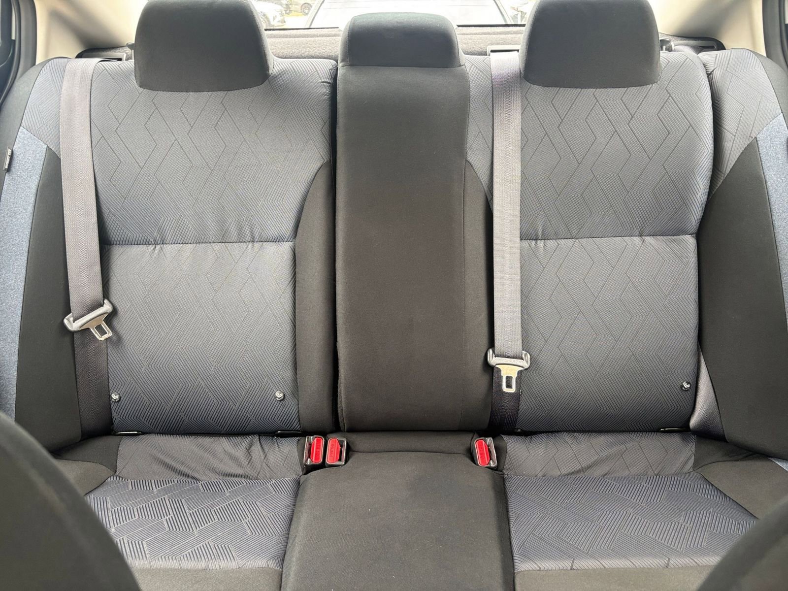 Used 2025 Nissan Versa SV image 36
