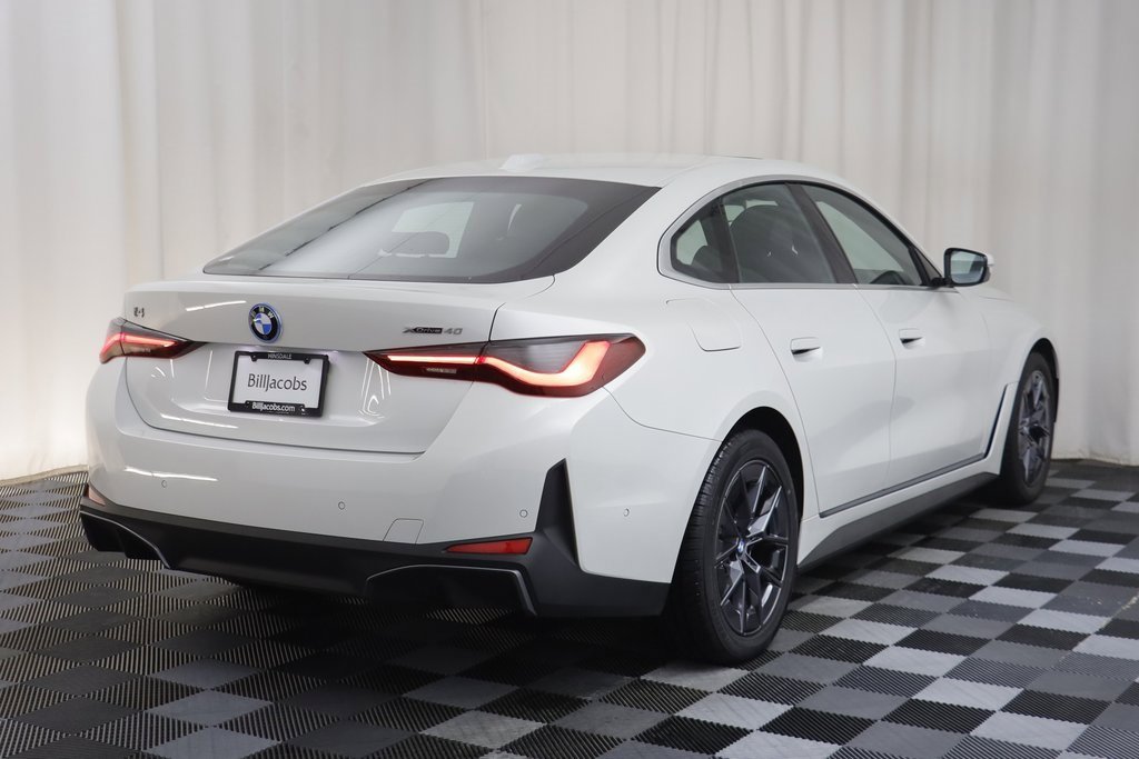 Used 2025 BMW i4 xDrive40i image 16