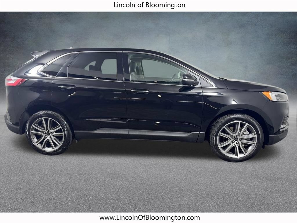 Used 2024 Ford Edge Titanium w/ Equipment Group 301A AWD/4WD image 9