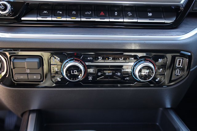 New 2026 GMC Sierra 1500 SLT image 20