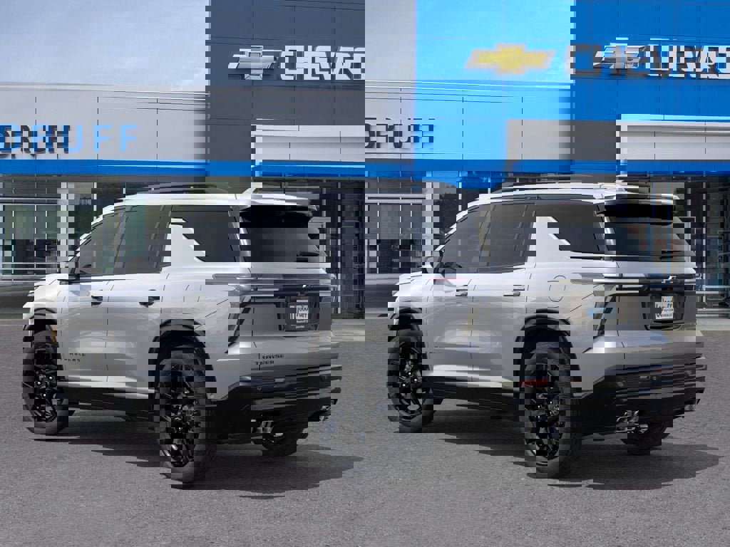 New 2026 Chevrolet Traverse RS image 3