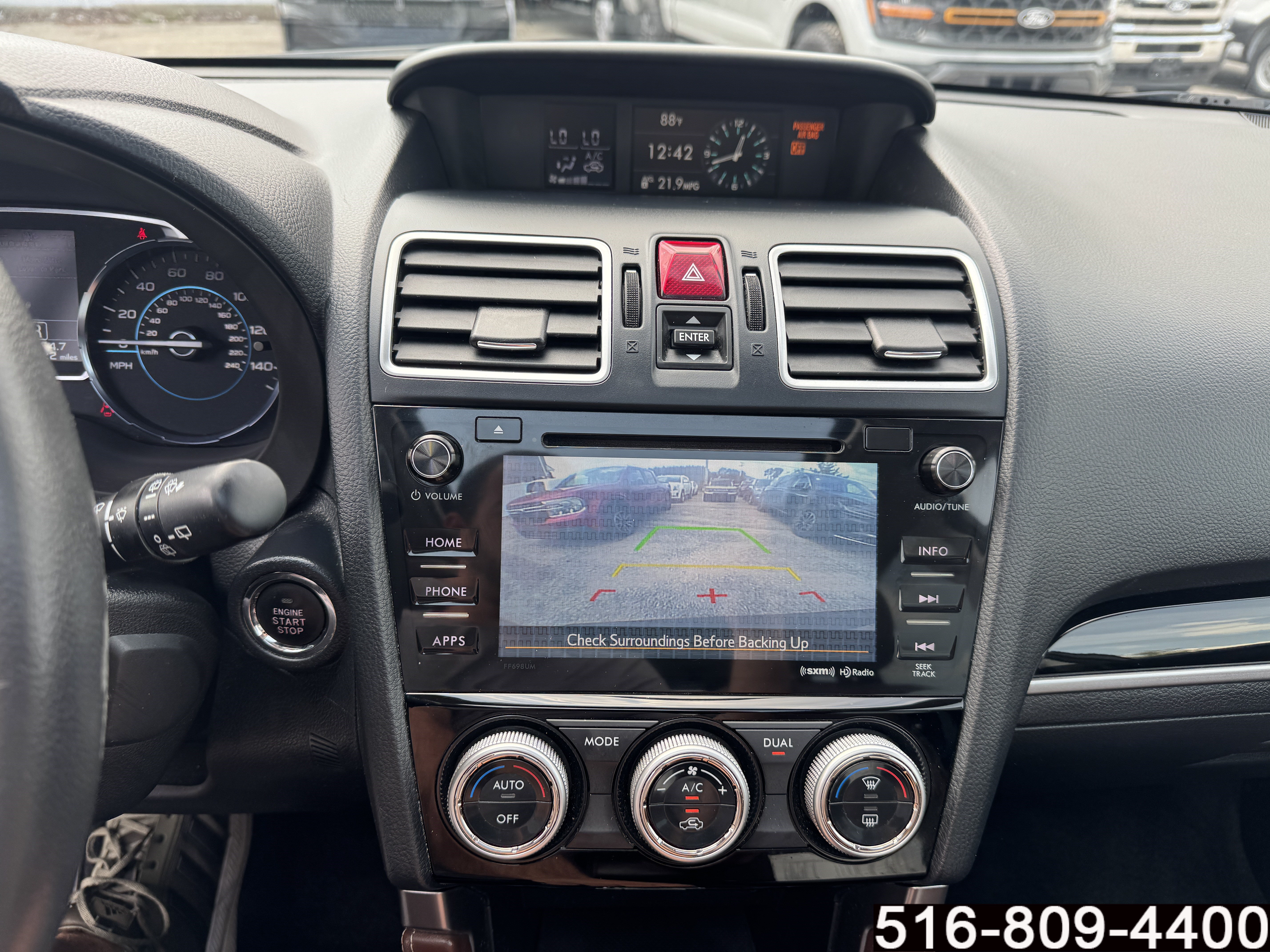 Used 2017 Subaru Forester 2.5i Touring AWD/4WD image 20