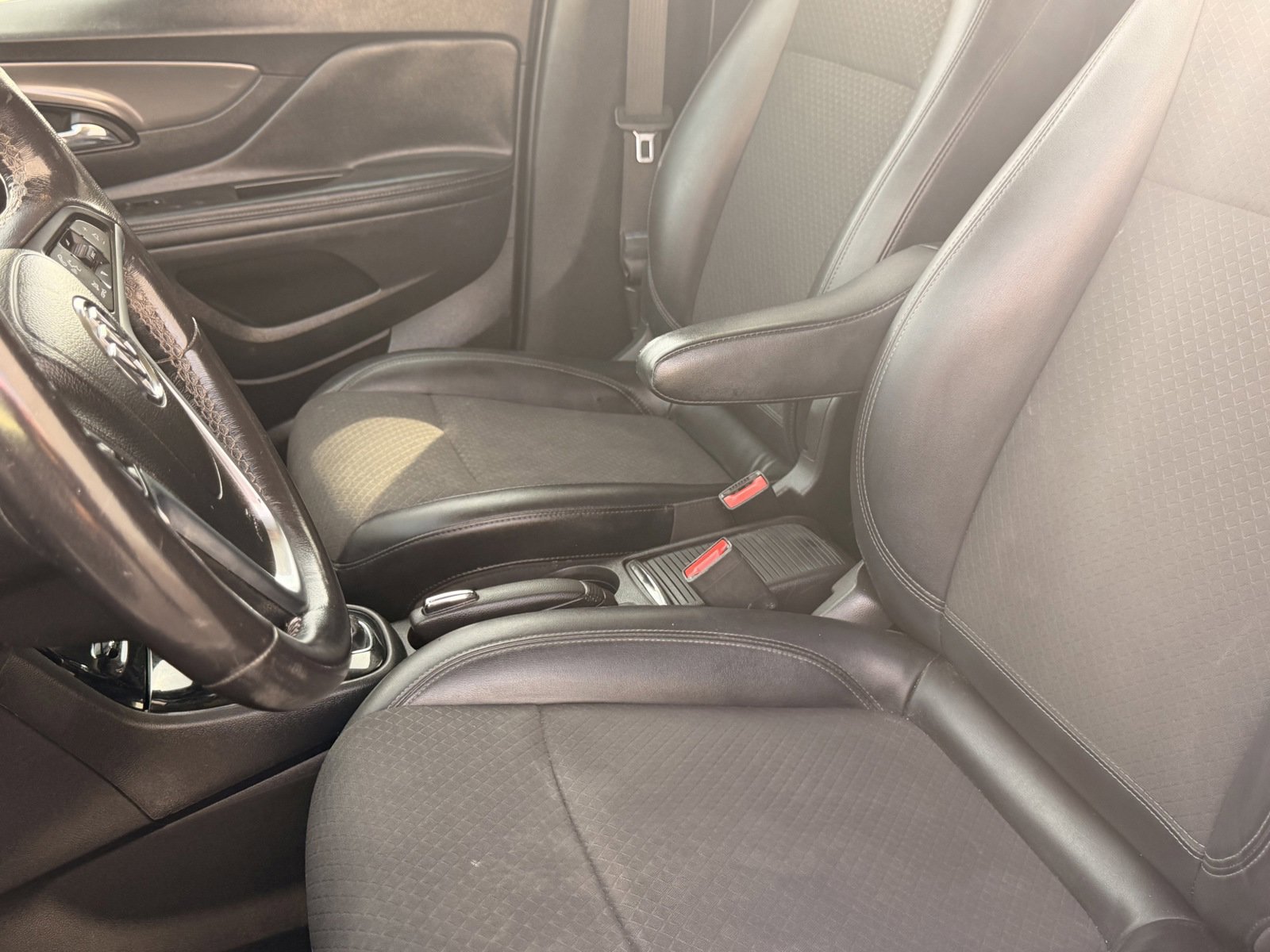 Used 2020 Buick Encore Preferred FWD image 16