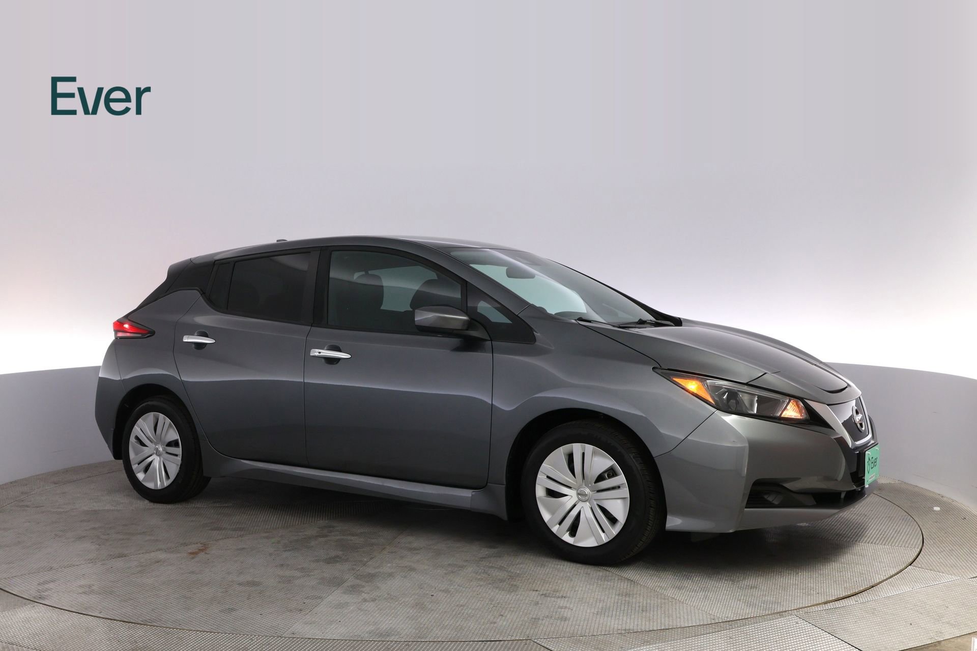 Used 2022 Nissan Leaf S image 14