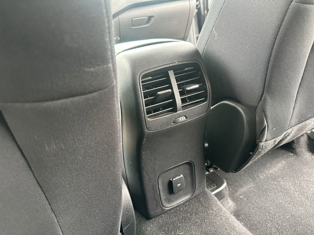 Used 2020 Ford Escape SE image 27