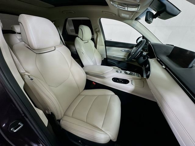 Used 2023 Genesis GV70 2.5T w/ Select Package image 30