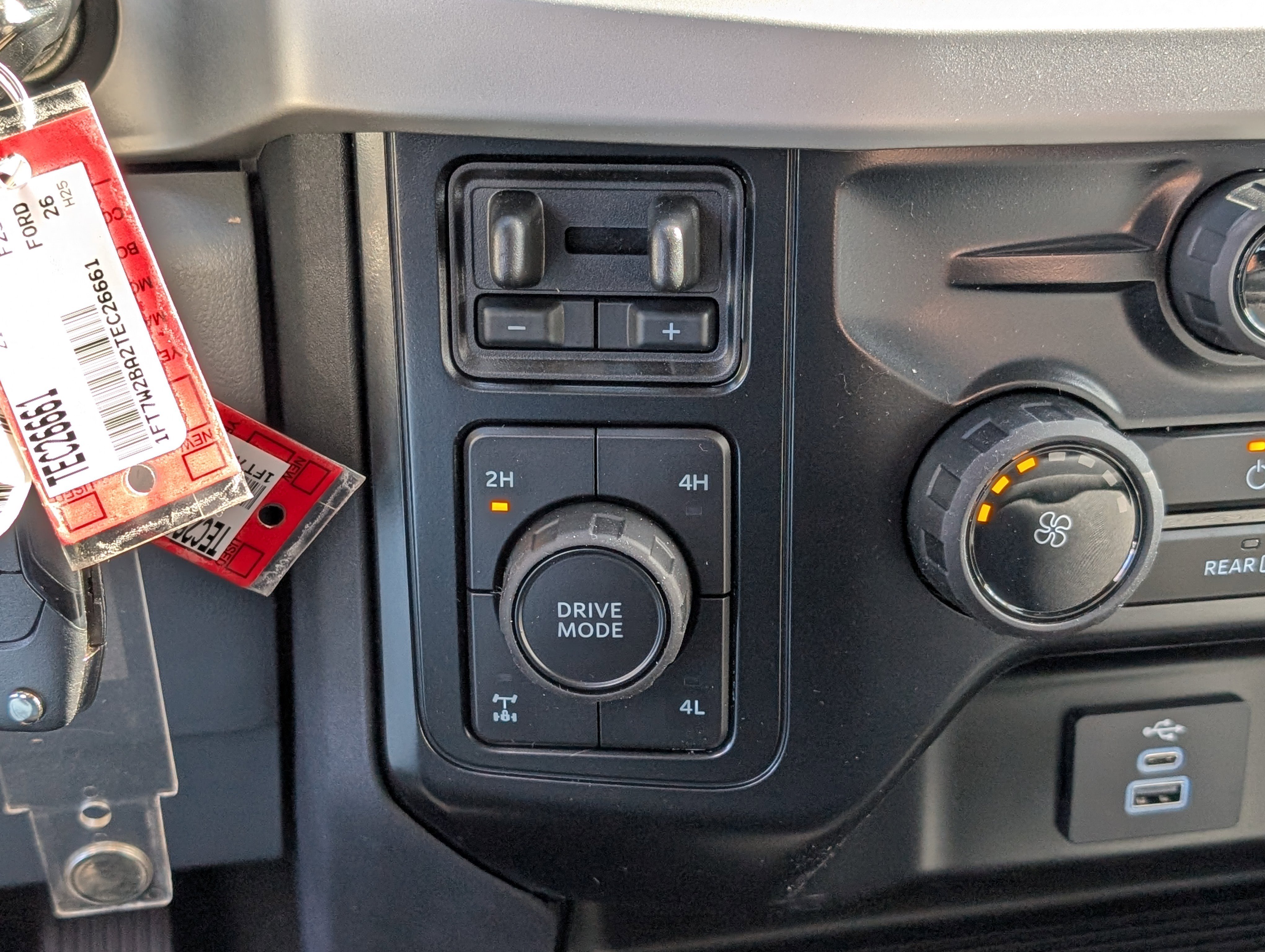 New 2026 Ford F250 XL w/ STX Appearance Package image 18