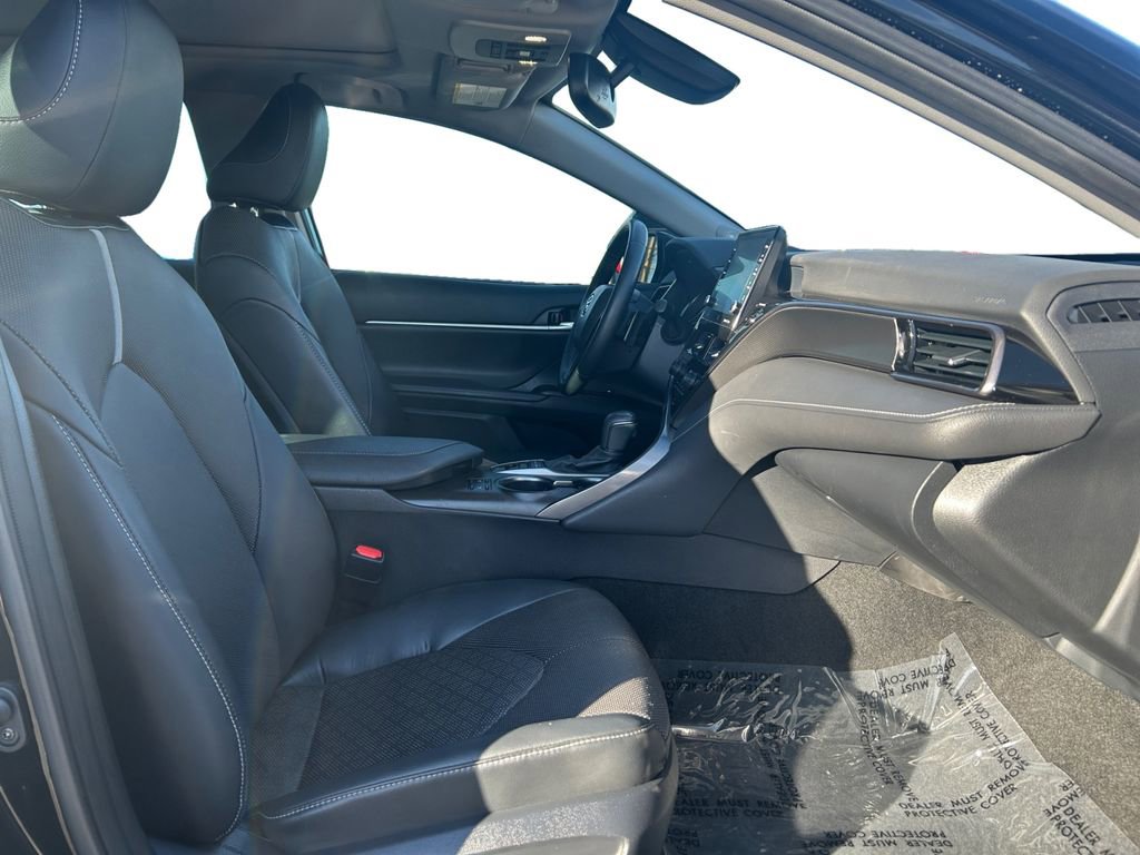 Used 2023 Toyota Camry XSE image 16