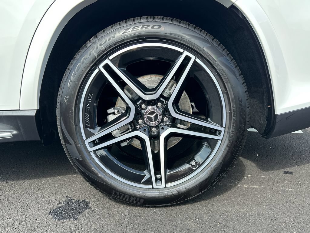 New 2026 Mercedes-Benz GLS 450 4MATIC image 36