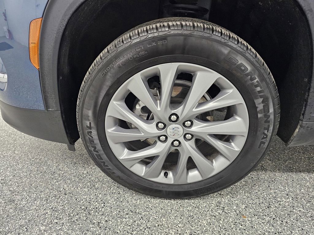 Used 2025 Buick Enclave Preferred image 8