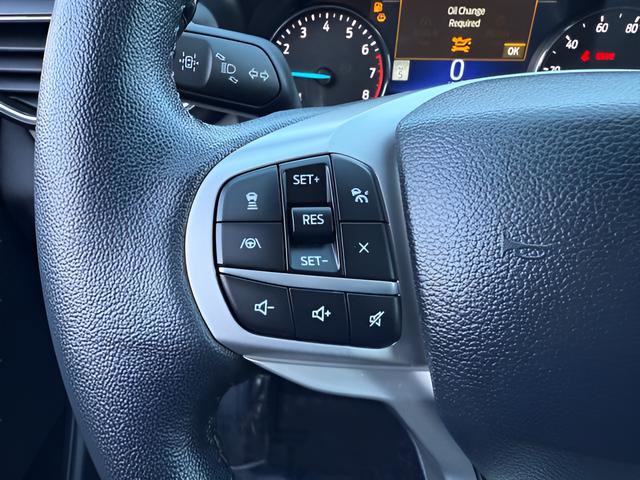 Used 2022 Ford Explorer XLT w/ Equipment Group 202A AWD/4WD image 18