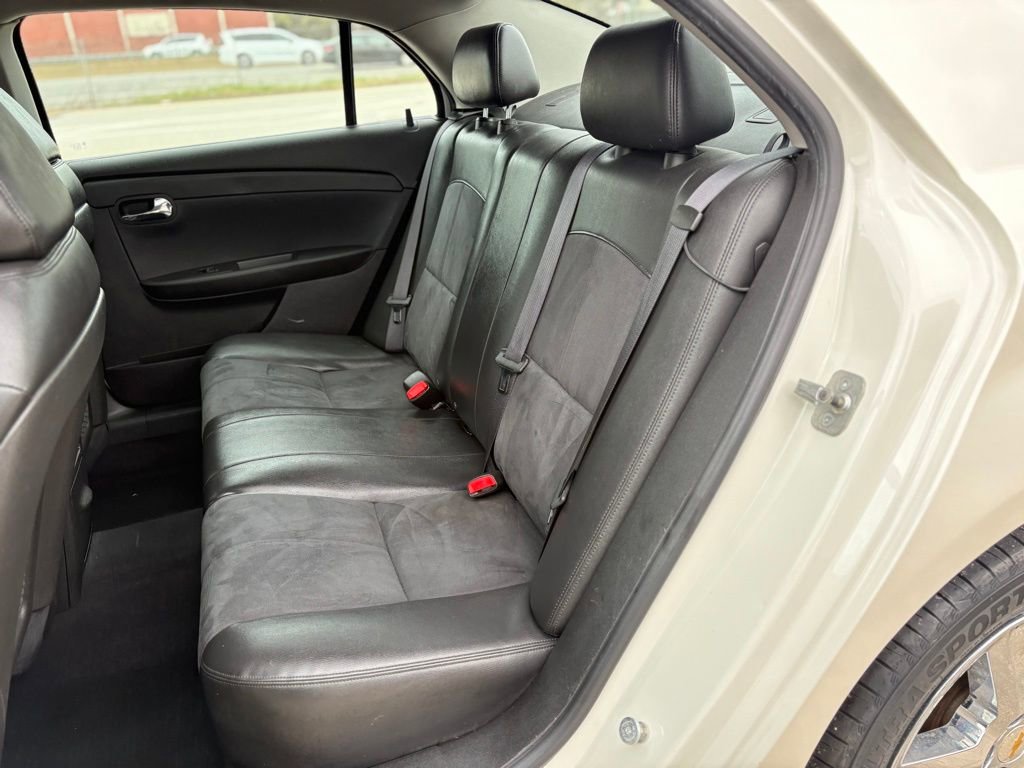 Used 2010 Chevrolet Malibu LT image 24