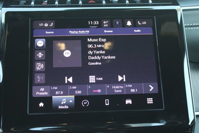 Used 2025 Jeep Grand Cherokee Altitude RWD image 22
