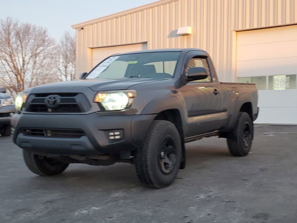 Used 2013 Toyota Tacoma 4x4 Regular Cab image 3
