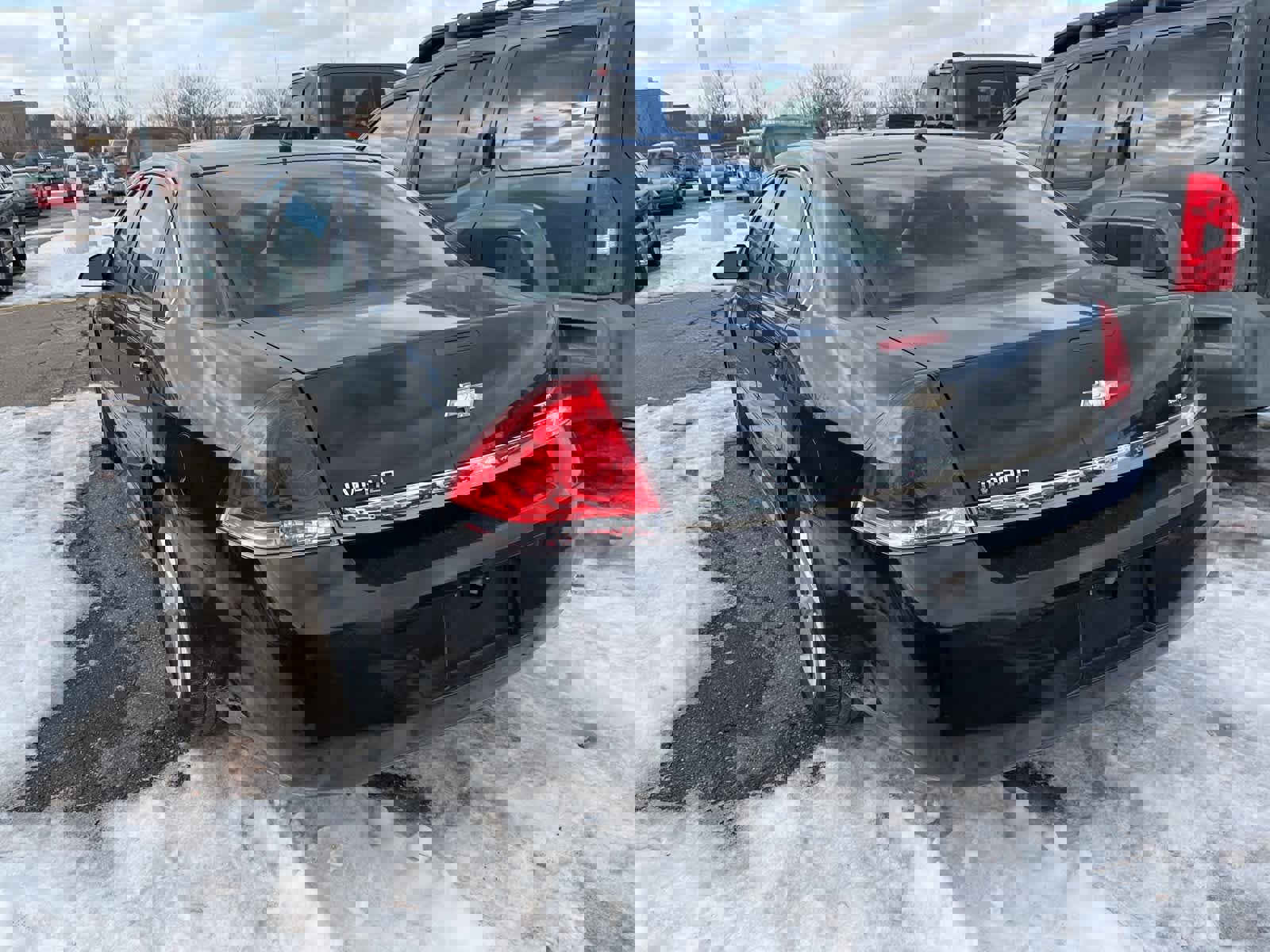 Used 2011 Chevrolet Impala LS image 9