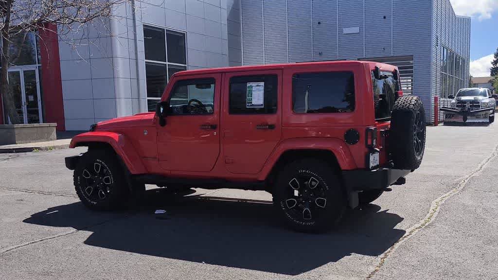 Used 2018 Jeep Wrangler Unlimited Sahara w/ Max Tow Package image 6