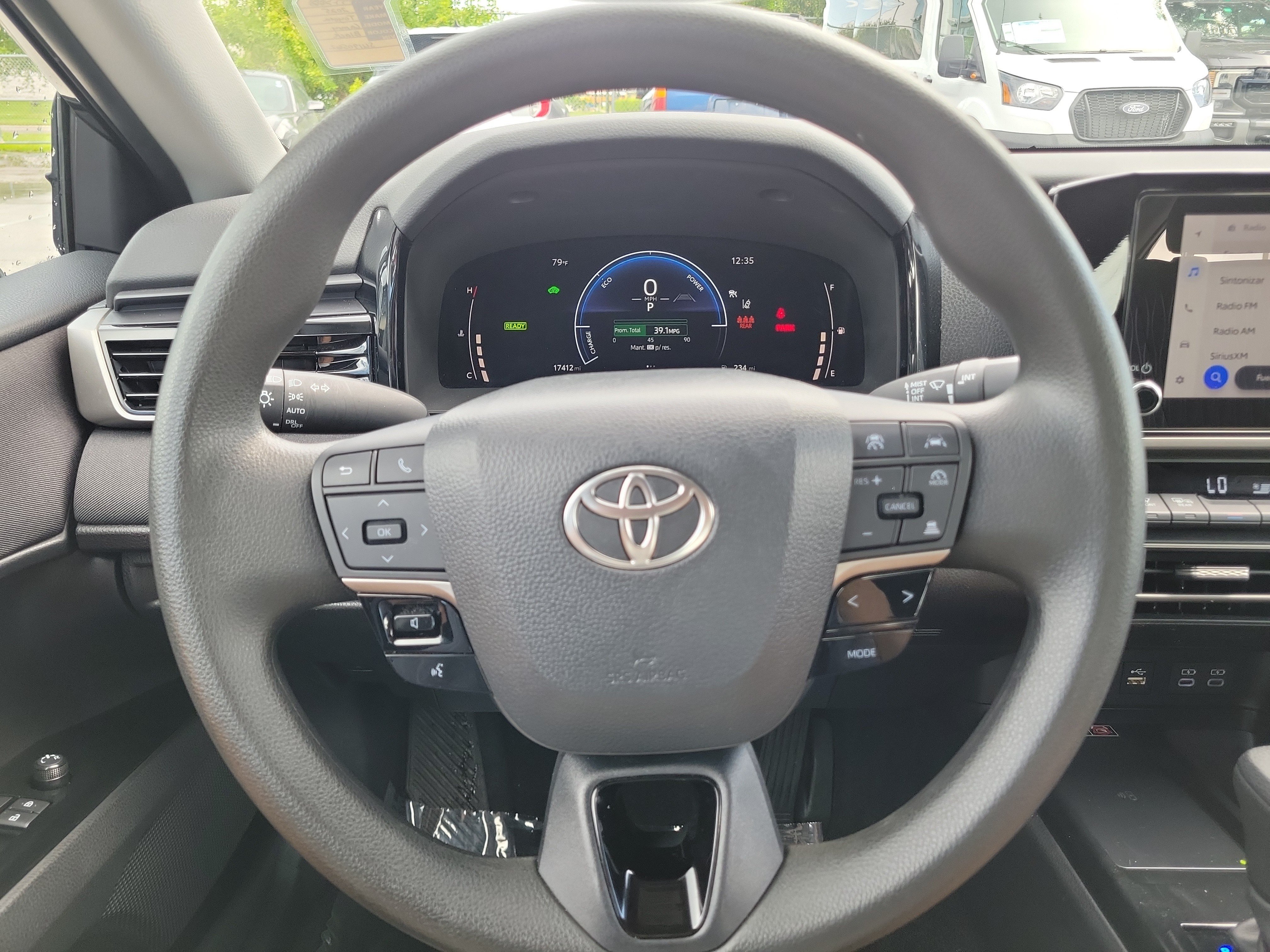 Used 2025 Toyota Camry LE FWD image 16