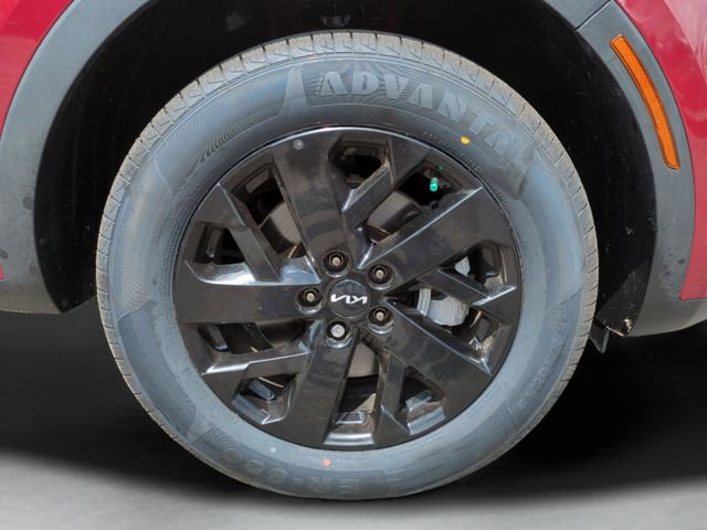 Used 2023 Kia Sorento S image 10