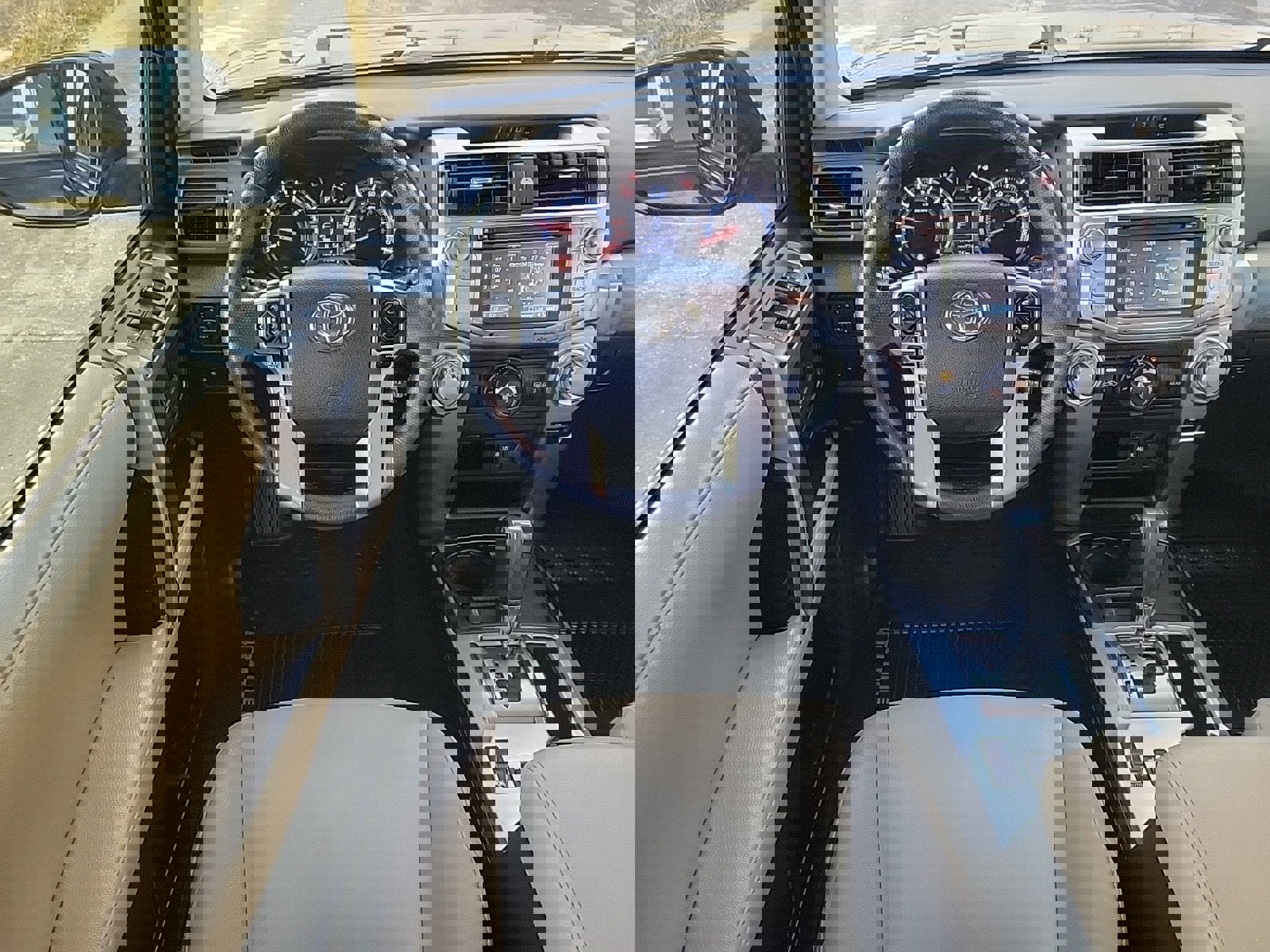 Used 2019 Toyota 4Runner SR5 image 15