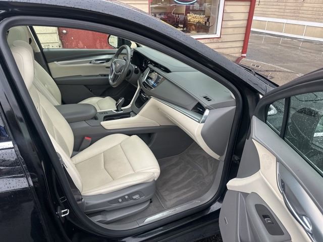 Used 2019 Cadillac XT5 Luxury image 18