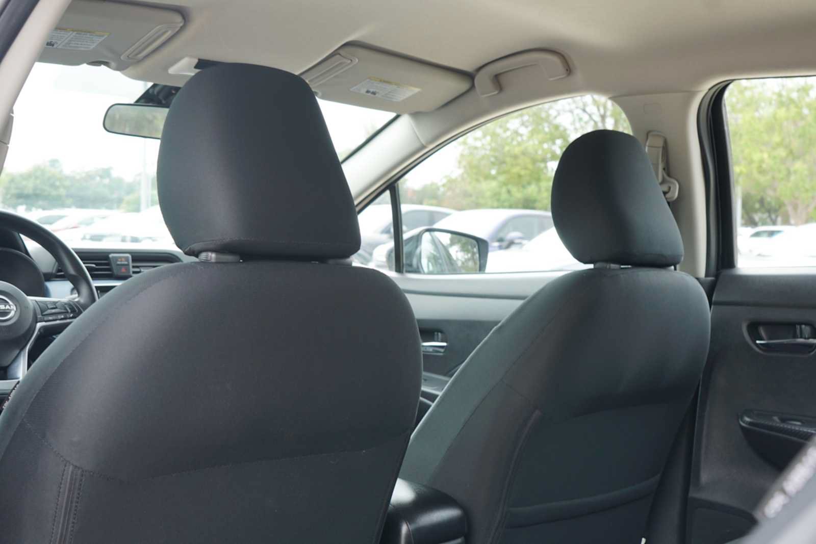 Used 2025 Nissan Versa SV FWD image 19