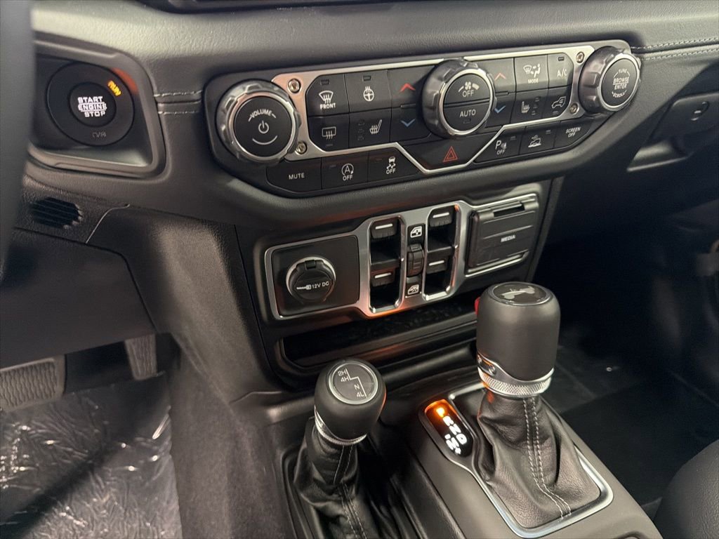 New 2025 Jeep Wrangler Sahara w/ Safety Group image 24