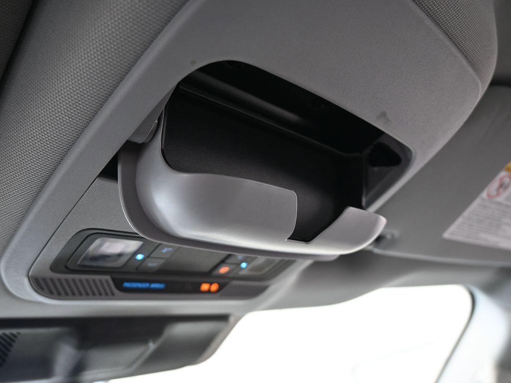 Used 2025 Ford F250 XLT image 21