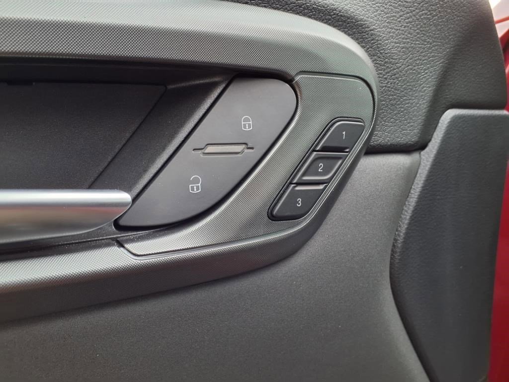 Used 2024 Dodge Hornet R/T image 19